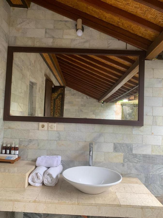 อมาตรา อะกุง รากา - ผ่านการรับรอง Chse Villa อูบุด ภายนอก รูปภาพ