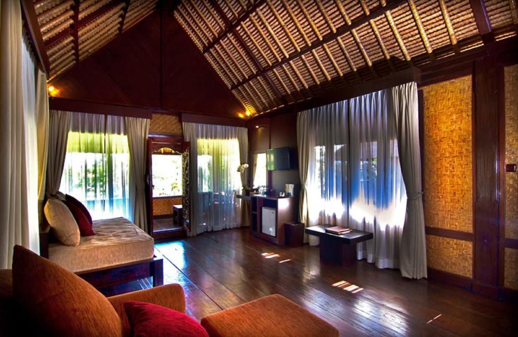 อมาตรา อะกุง รากา - ผ่านการรับรอง Chse Villa อูบุด ภายนอก รูปภาพ